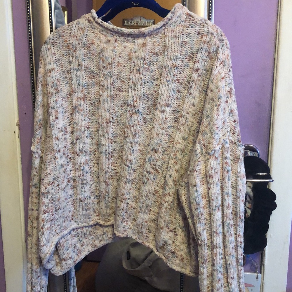 Colorful sweater - Picture 2 of 3